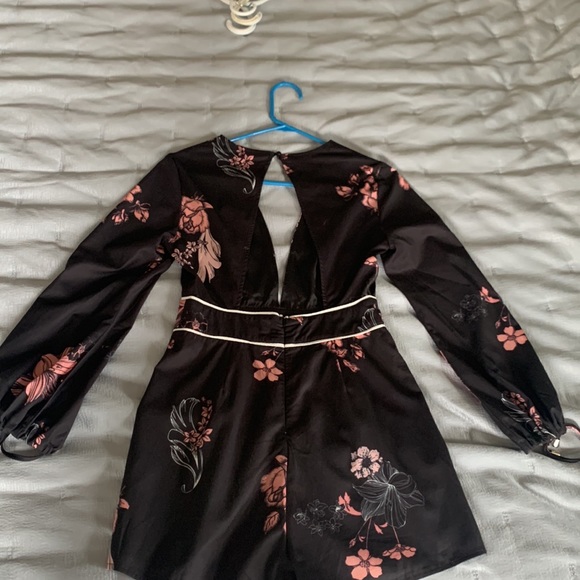 L'atiste by AMT summer romper - Picture 2 of 2